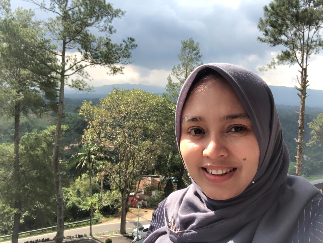 Sekretaris Dinas Kesehatan (Sekdinkes) Kota  Bukittinggi dr. Vera Mayasari, Sp.DLP, MM.